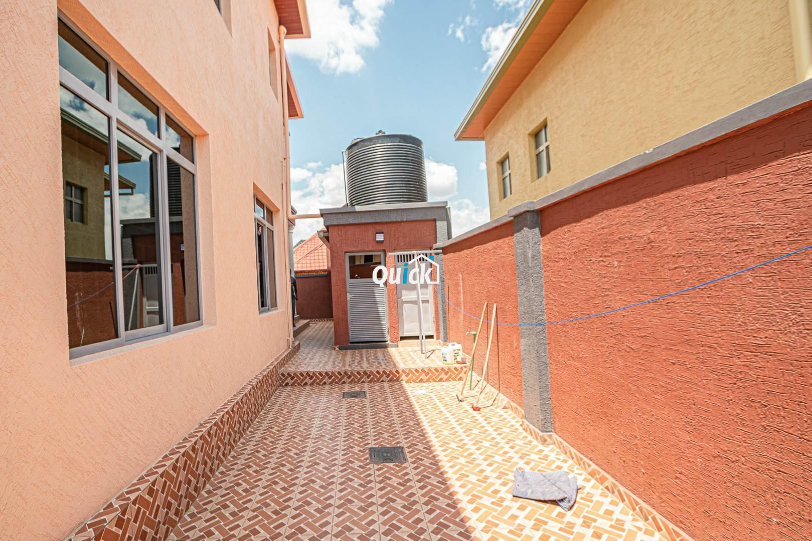 Affordable-Houses-for-sale-in-kigali-001371