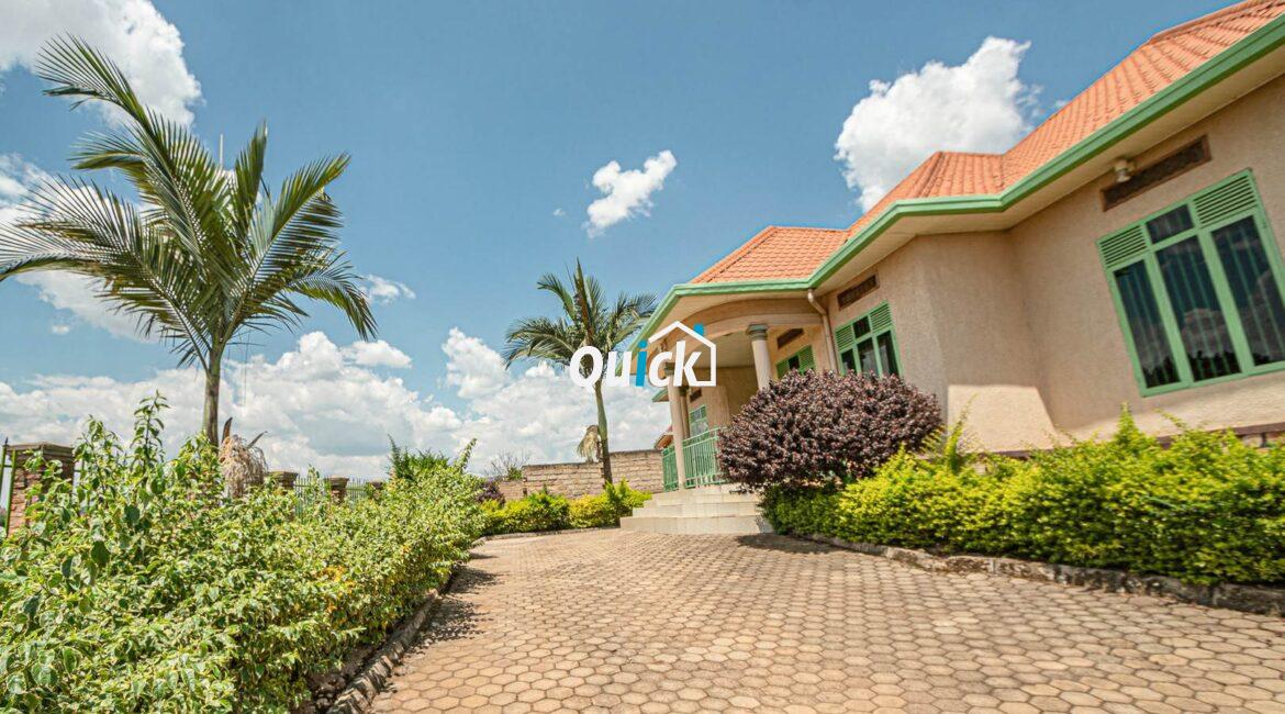 Affordable-Houses-for-sale-in-kigali-001771