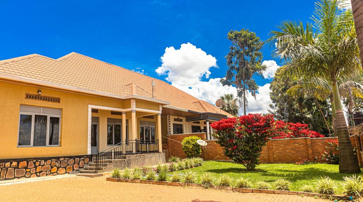 Lovely-Home-For-Sale-in-Kanombe-3-of-301
