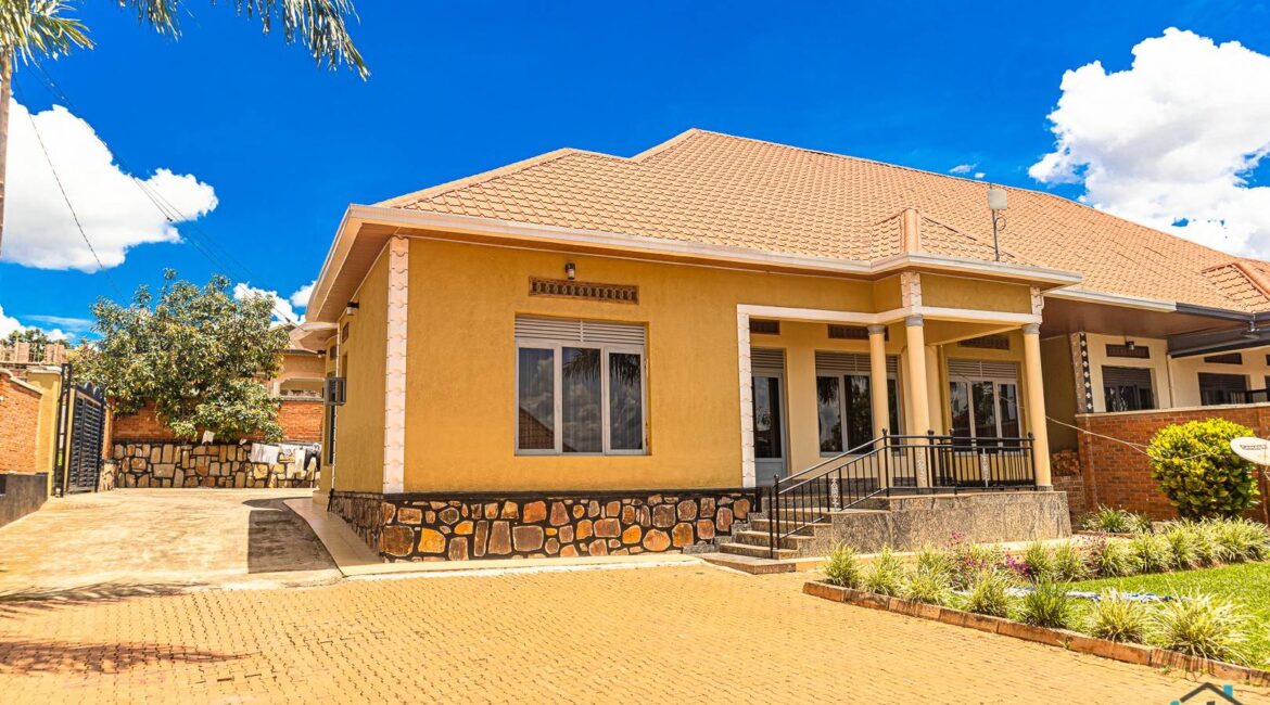 Lovely-Home-For-Sale-in-Kanombe-5-of-301
