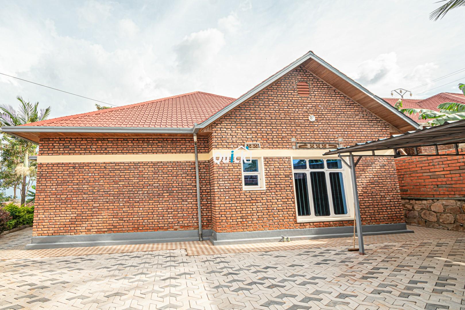 A-Family-House-For-Sale-in-Kicukiro-00061