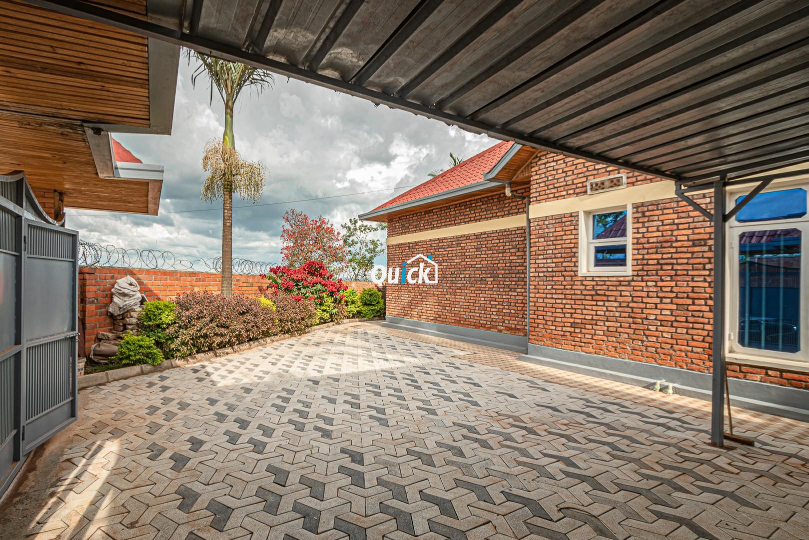 A-Family-House-For-Sale-in-Kicukiro-00081