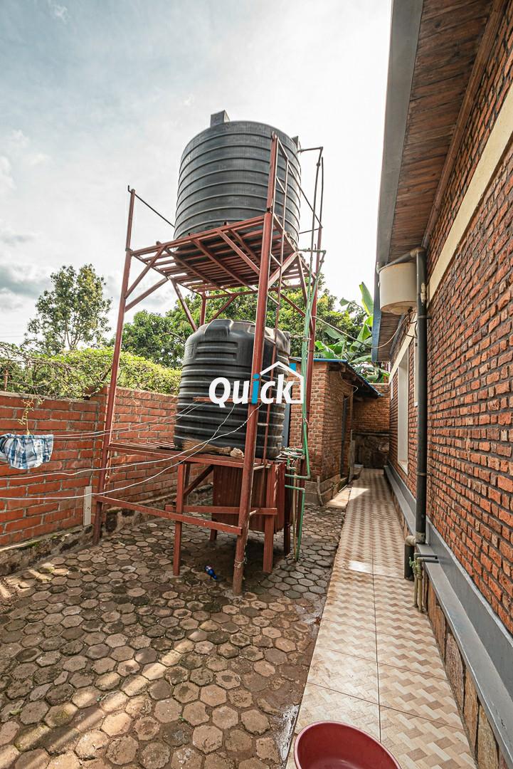 A-Family-House-For-Sale-in-Kicukiro-00141