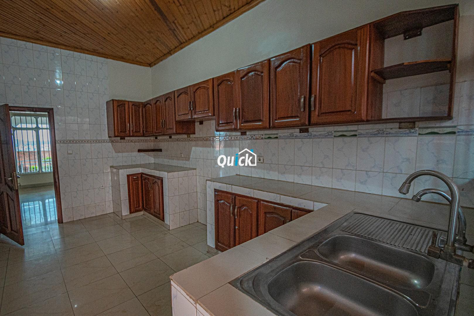A-Family-House-For-Sale-in-Kicukiro-00171