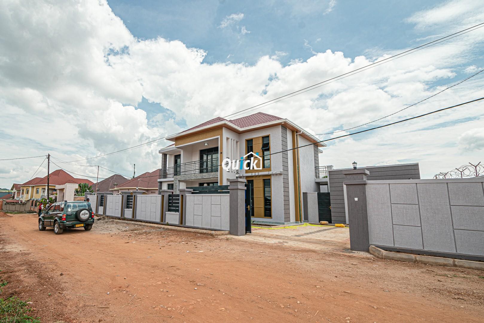 A-Family-House-For-Sale-in-Kicukiro-00271