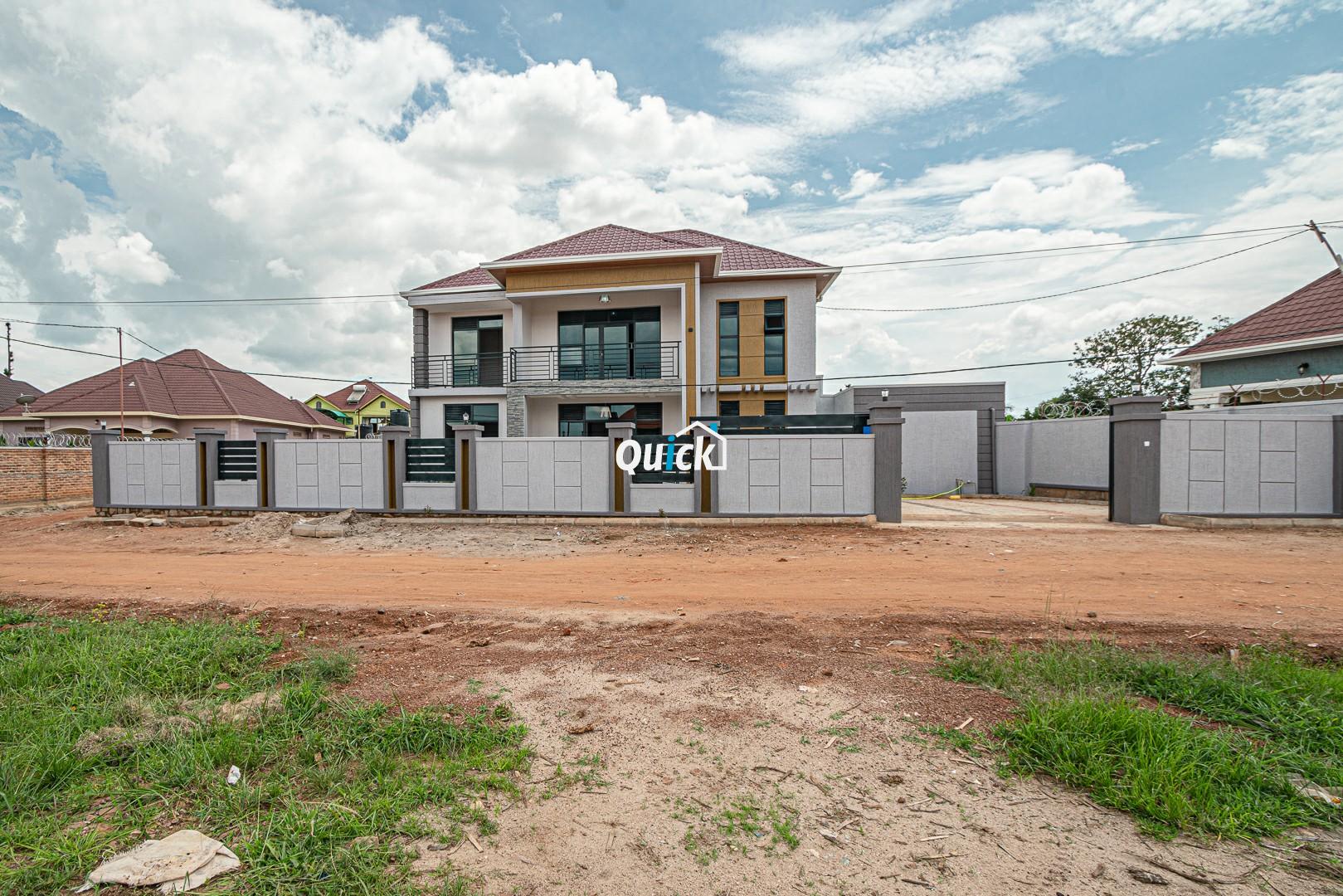 A-Family-House-For-Sale-in-Kicukiro-00281