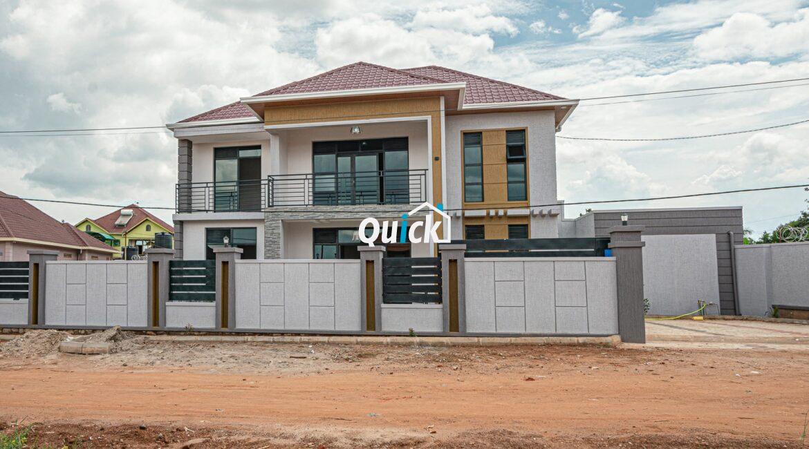A-Family-House-For-Sale-in-Kicukiro-00291