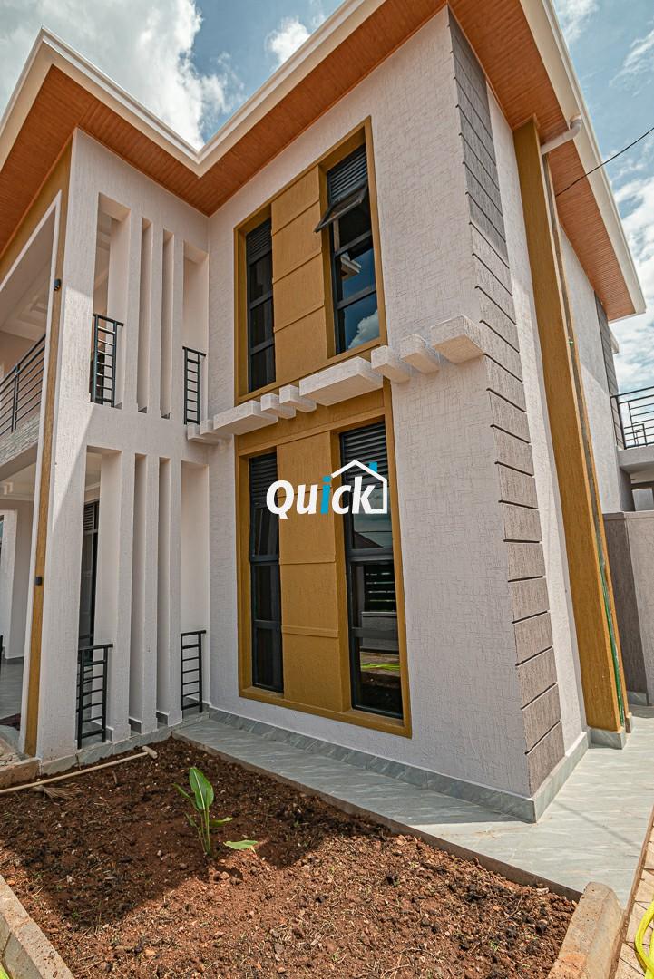 A-Family-House-For-Sale-in-Kicukiro-00371