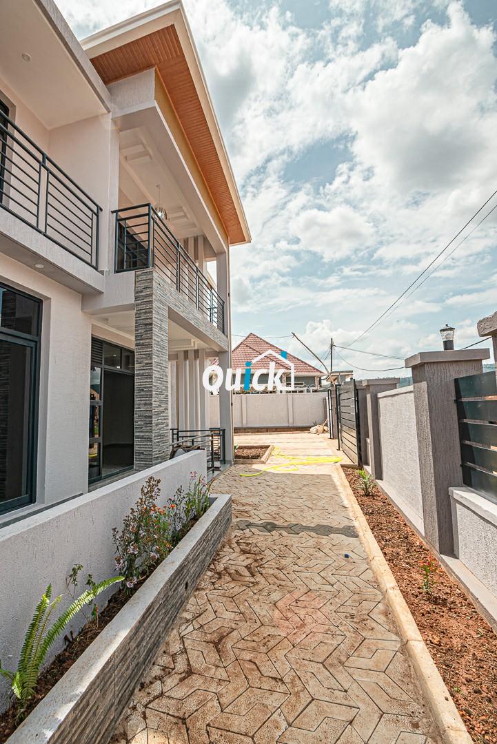 A-Family-House-For-Sale-in-Kicukiro-00411