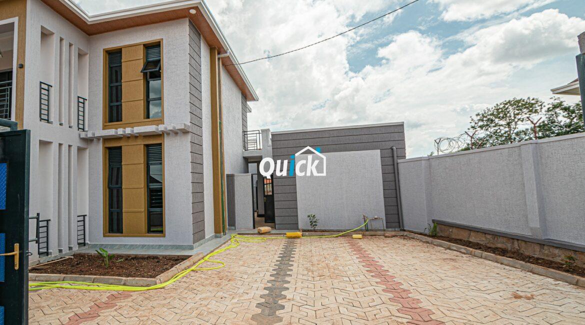 A-Family-House-For-Sale-in-Kicukiro-00681