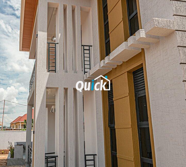 A-Family-House-For-Sale-in-Kicukiro-00701