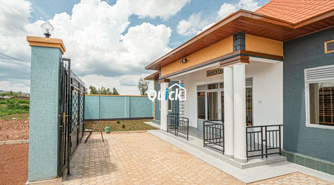 A-Family-House-For-Sale-in-Kicukiro-00761