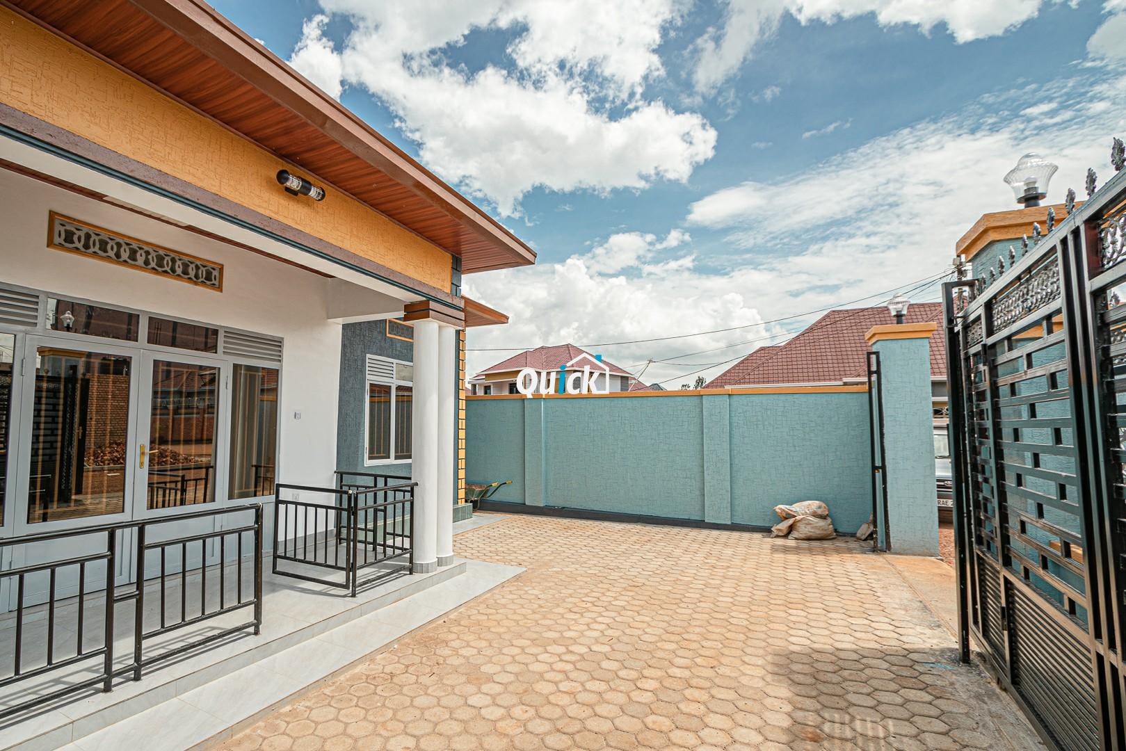 A-Family-House-For-Sale-in-Kicukiro-00781