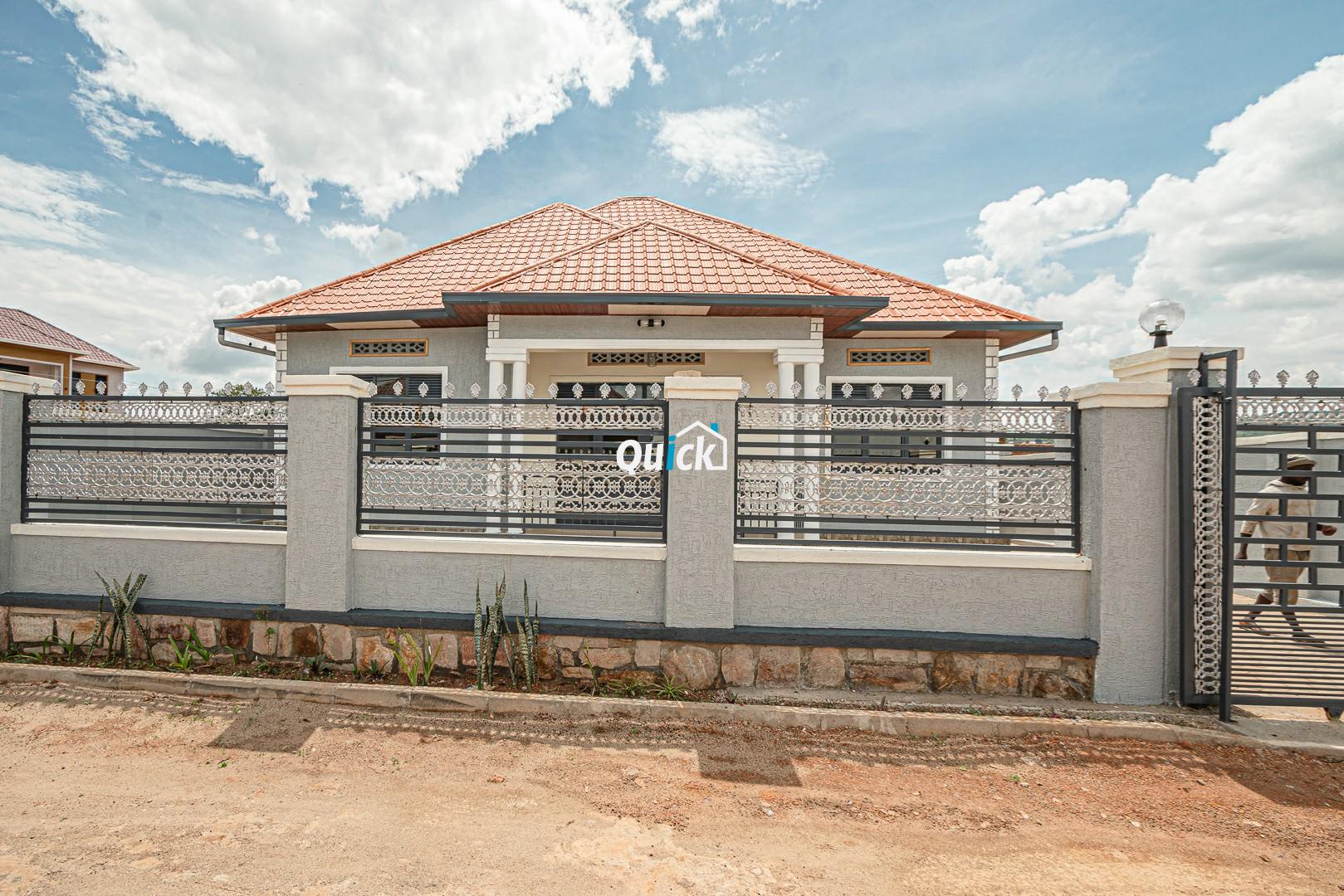 A-Family-House-For-Sale-in-Kicukiro-00961-1