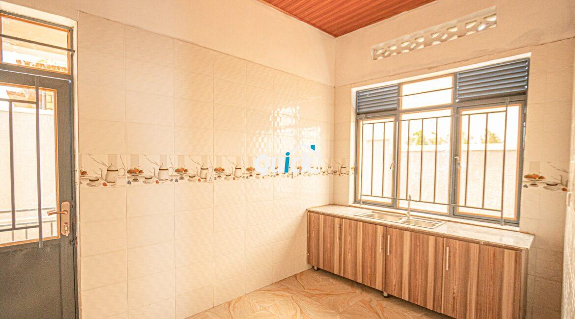 A-Family-House-For-Sale-in-Kicukiro-01071