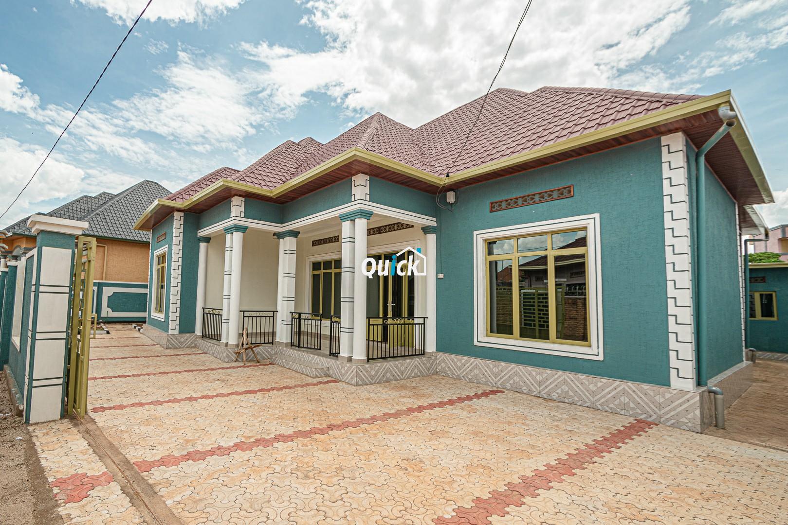 A-Family-House-For-Sale-in-Kicukiro-01161