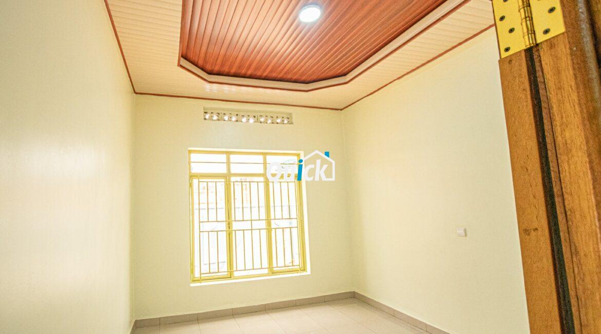 A-Family-House-For-Sale-in-Kicukiro-01361