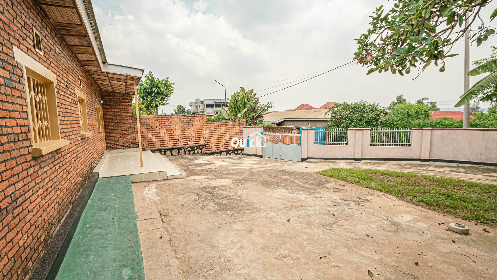 Amazing-Home-and-apartment-for-sale-in-Kabeza-02471