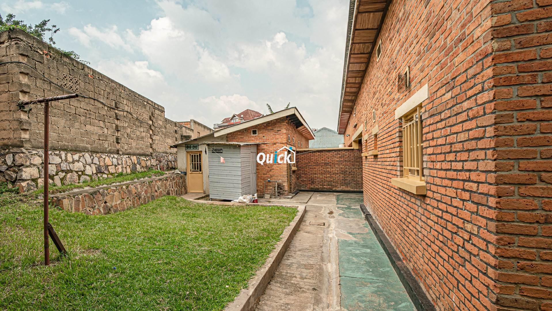 Amazing-Home-and-apartment-for-sale-in-Kabeza-02501