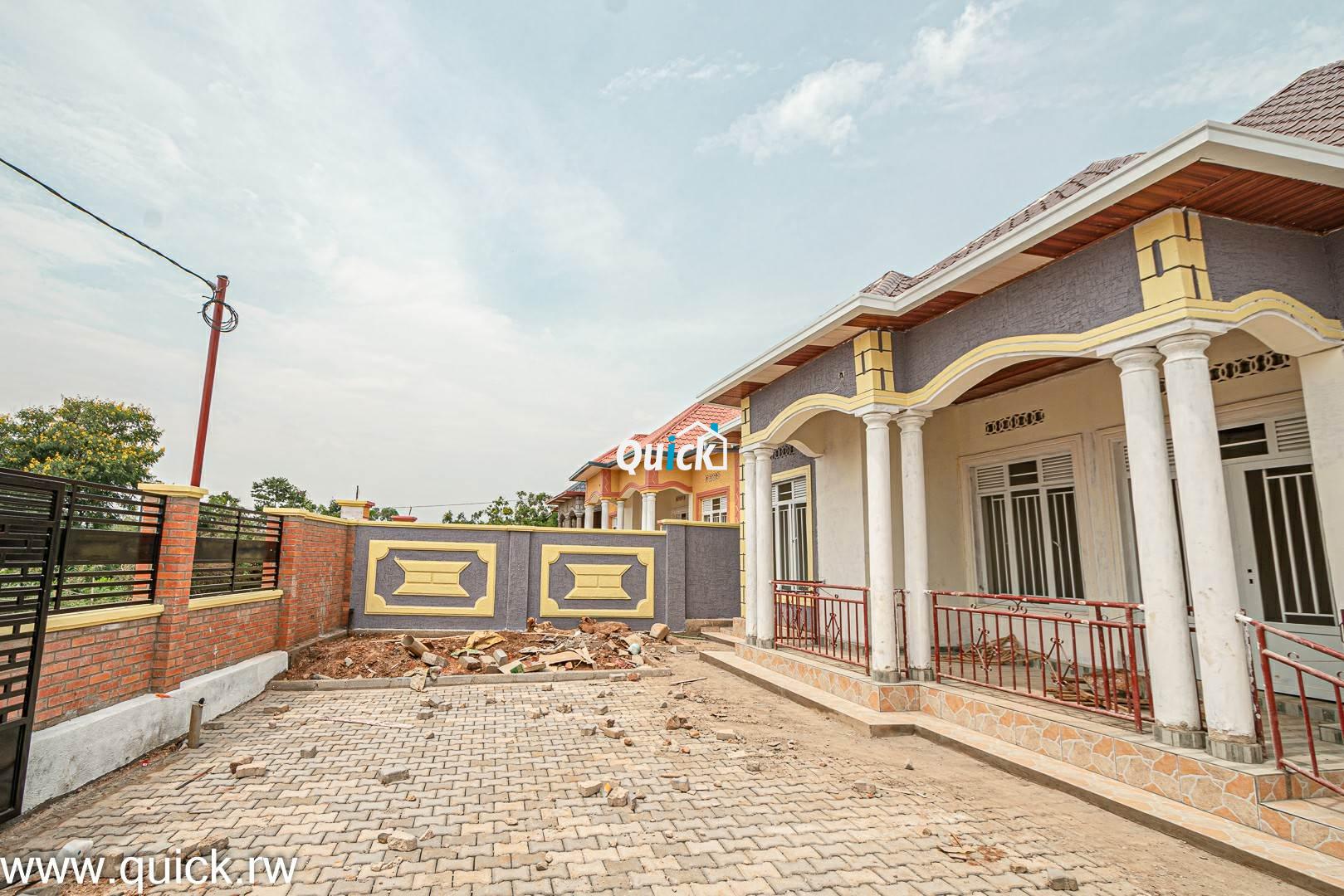 Amazing-Home-and-apartment-for-sale-in-Kanombe-02561