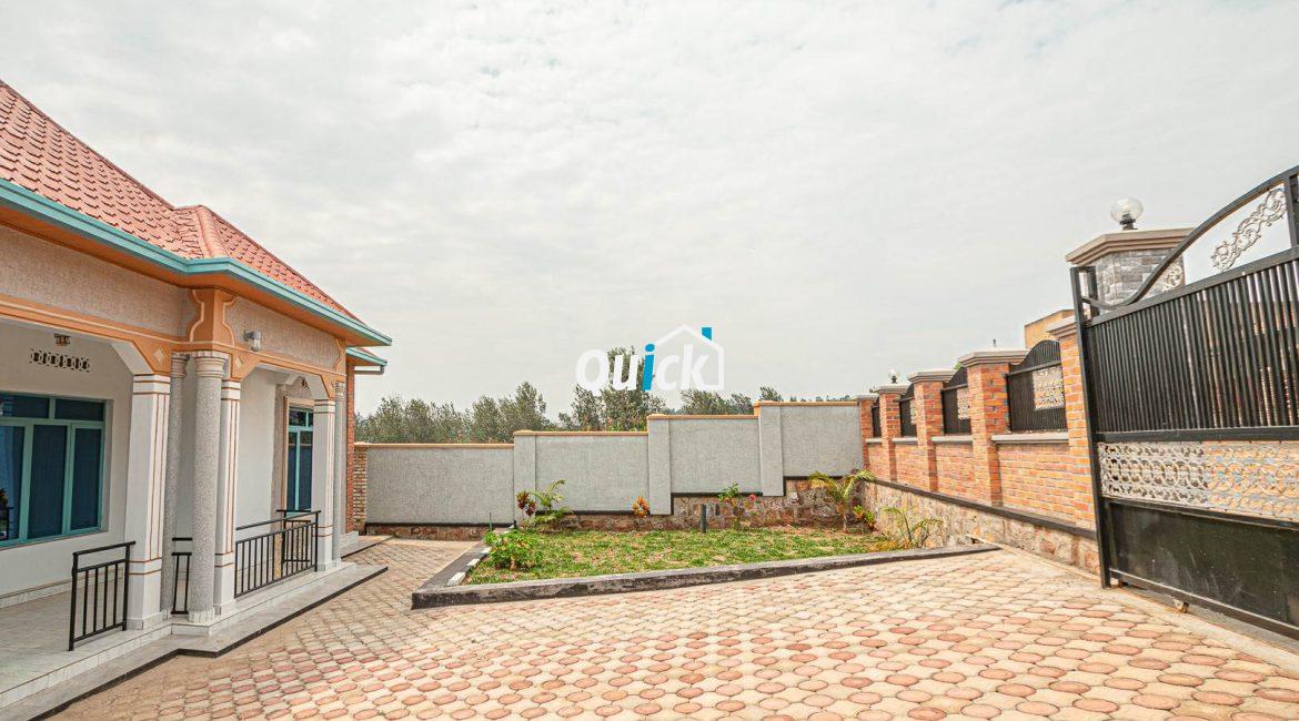 Amazing-Home-and-apartment-for-sale-in-Kanombe-02601