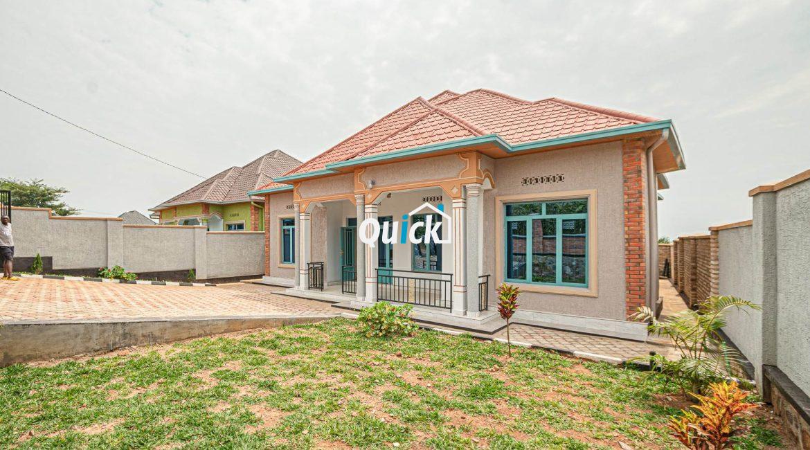 Amazing-Home-and-apartment-for-sale-in-Kanombe-02621