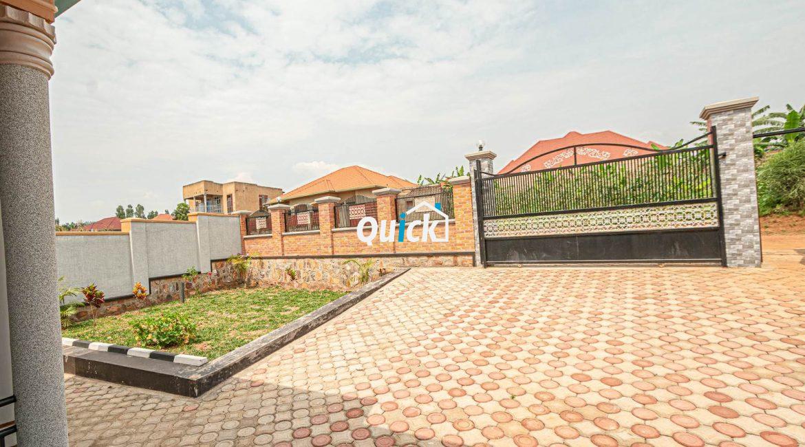 Amazing-Home-and-apartment-for-sale-in-Kanombe-02771
