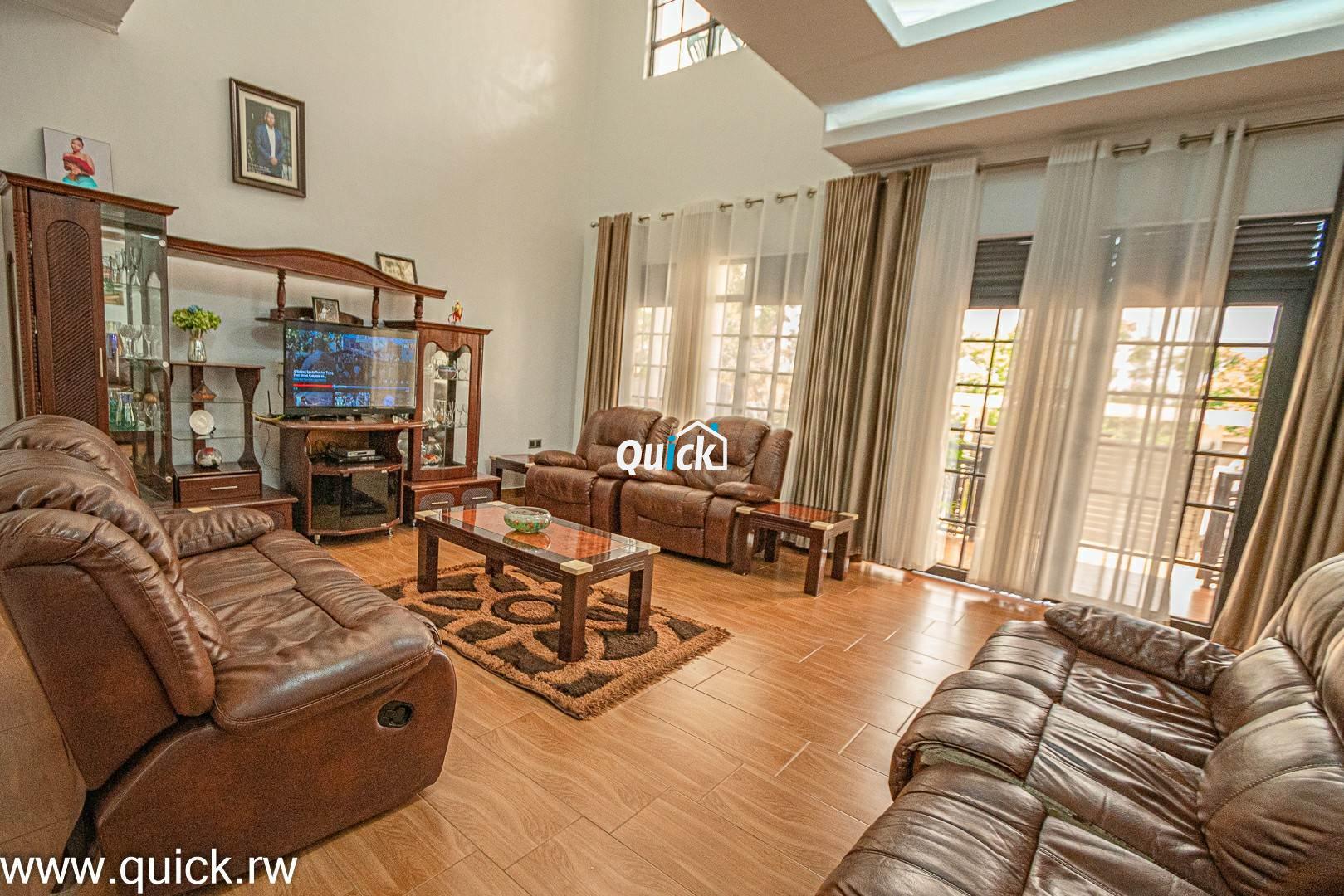 Amazing-Home-and-apartment-for-sale-in-Kicukiro-02251
