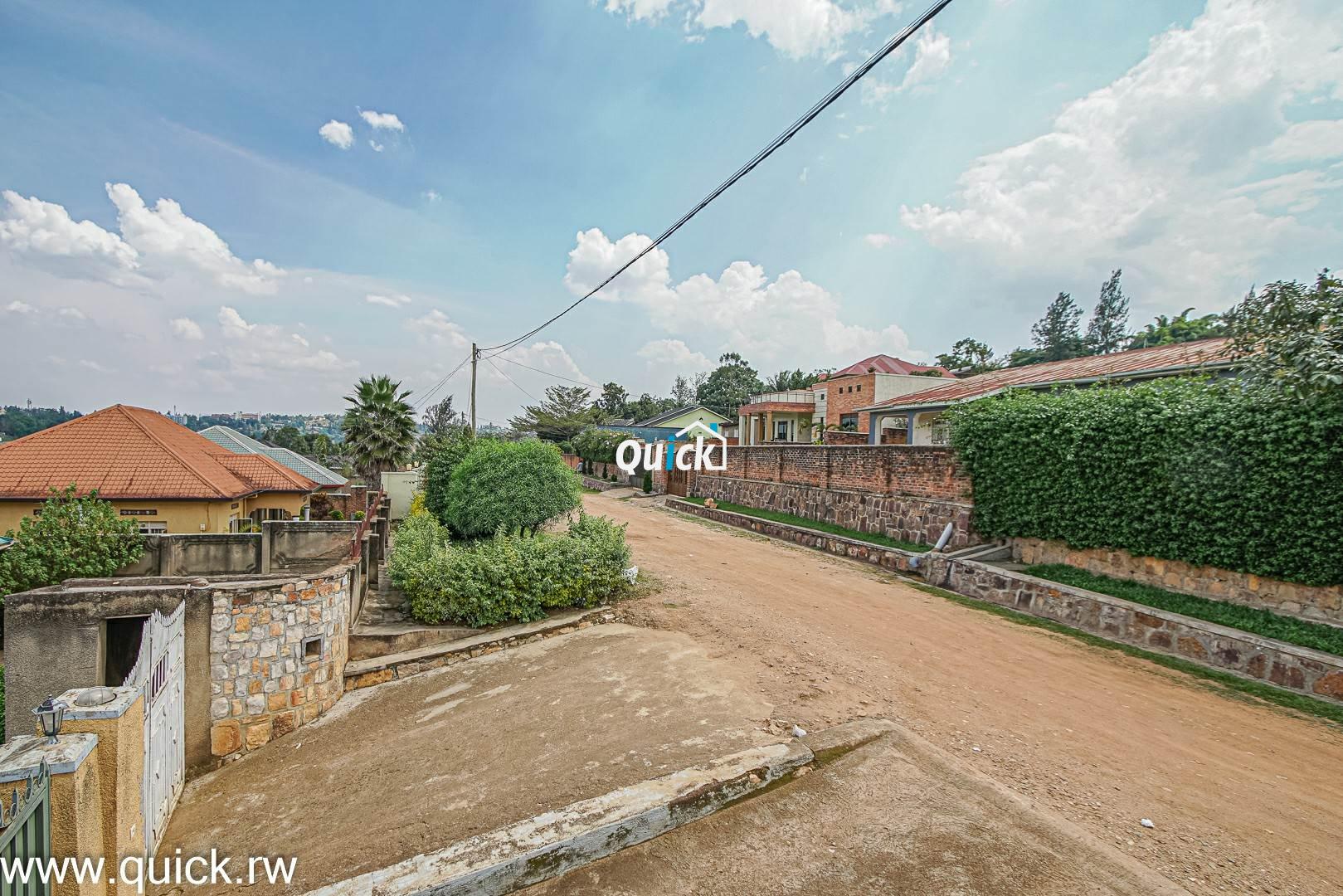 Contemporary-House-For-Sale-in-Kacyiru-000991