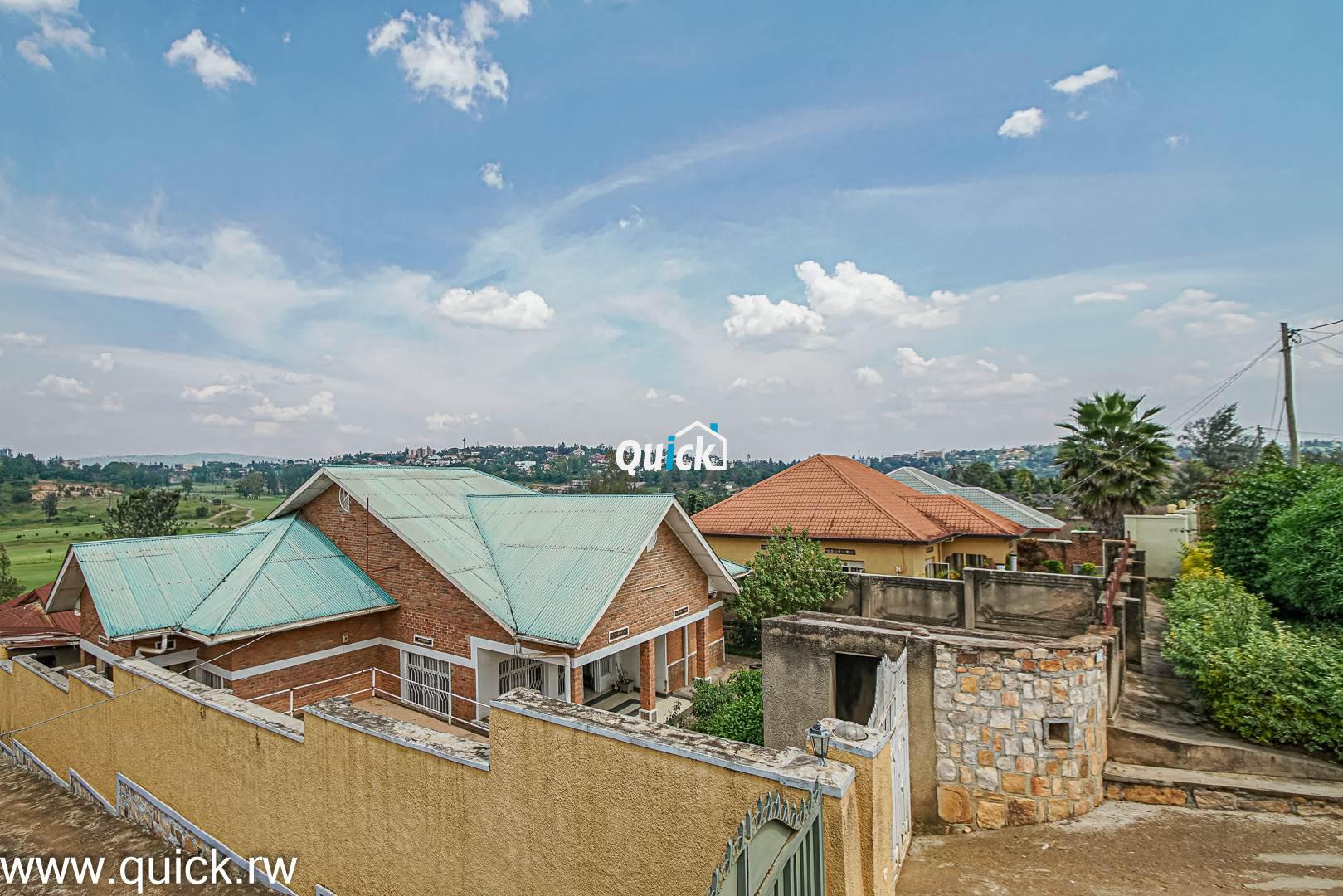 Contemporary-House-For-Sale-in-Kacyiru-001001