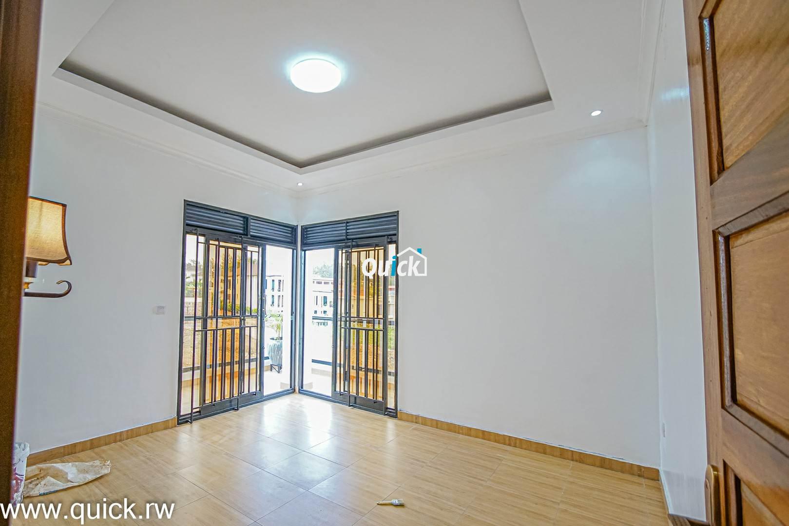 Contemporary-House-For-Sale-in-Kibagabaga-000501