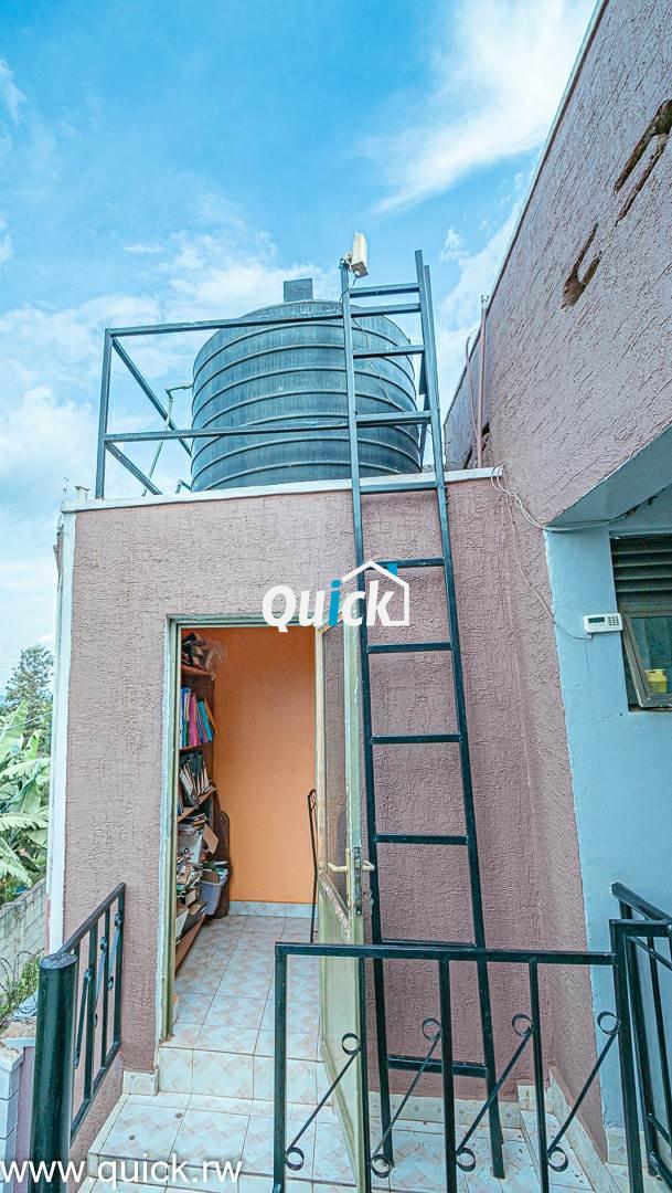 Live-in-Kigali-Kanombe-Sekimondo-00731