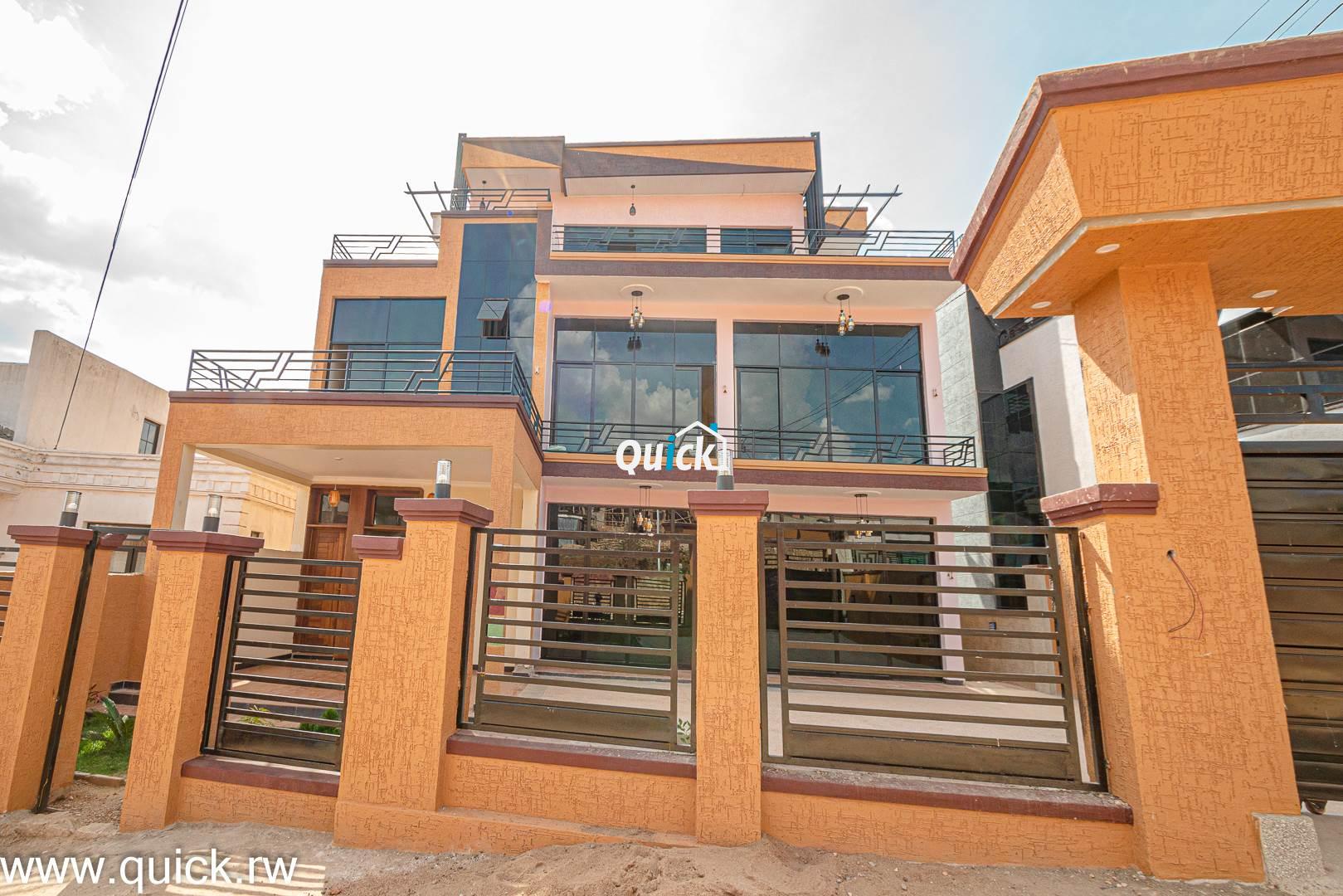 A-BIG-HOUSE-FOR-SALE-IN-REBERO-00505