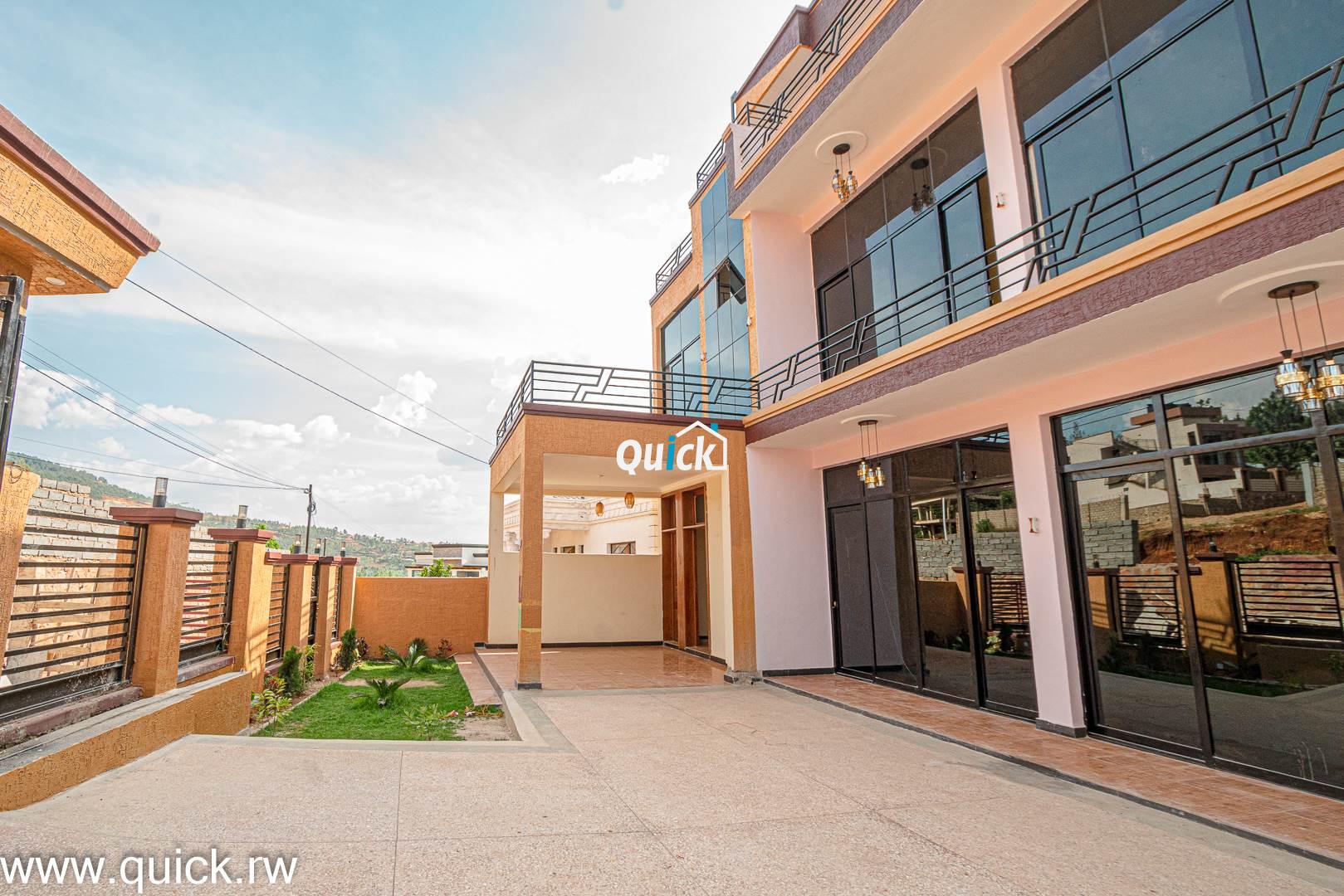 A-BIG-HOUSE-FOR-SALE-IN-REBERO-00511