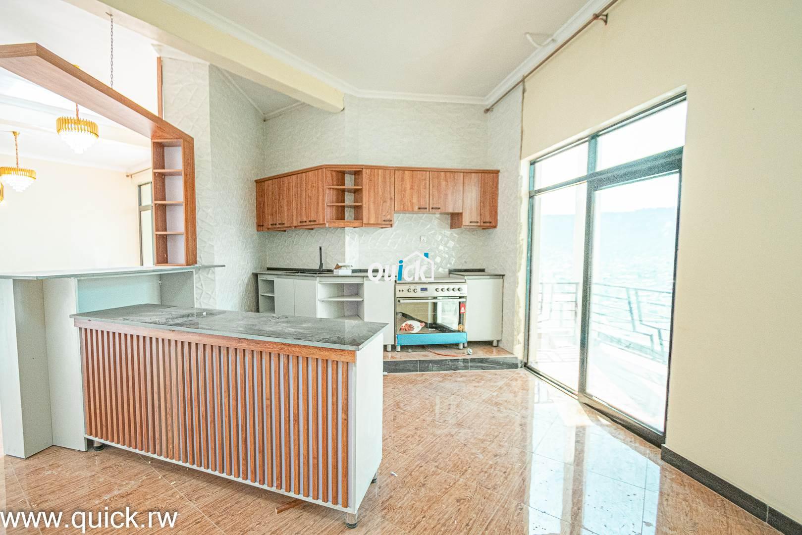 A-BIG-HOUSE-FOR-SALE-IN-REBERO-00518