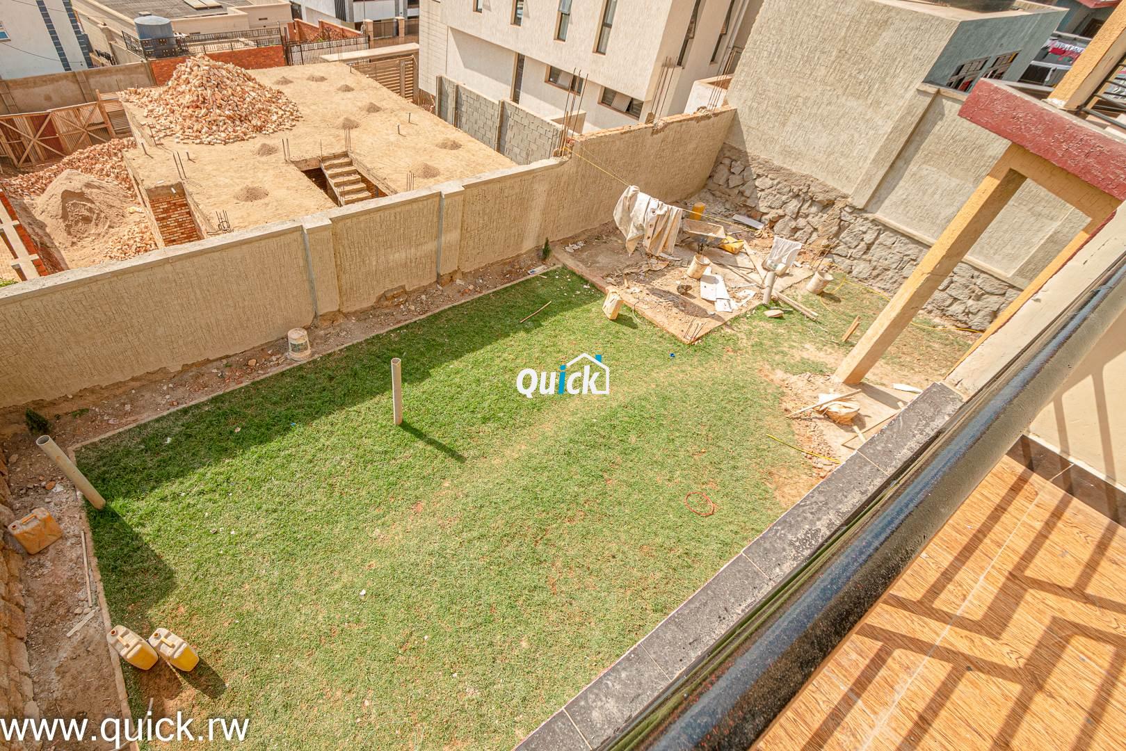 A-BIG-HOUSE-FOR-SALE-IN-REBERO-00523