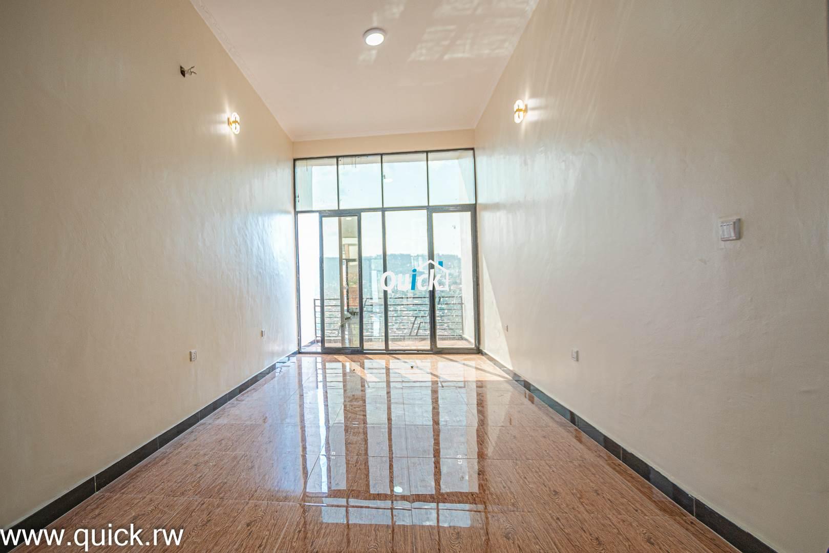 A-BIG-HOUSE-FOR-SALE-IN-REBERO-00526