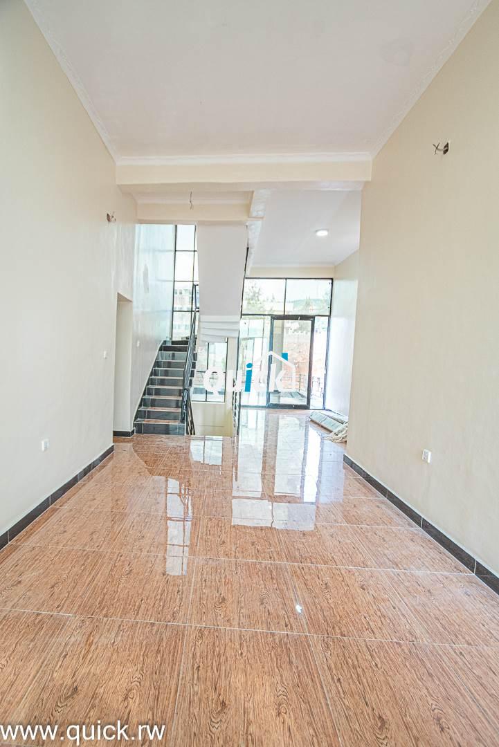 A-BIG-HOUSE-FOR-SALE-IN-REBERO-00535