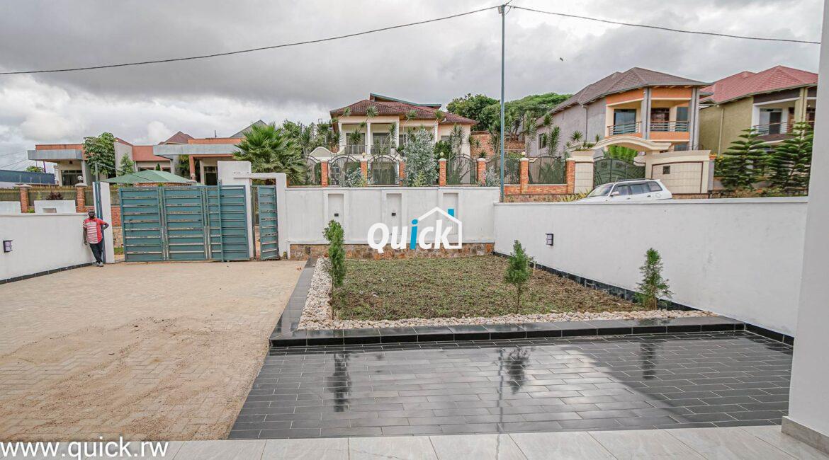 A-BIG-PLOT-FOR-SALE-IN-KIGAlI-KIBAGABAGA-00908-1