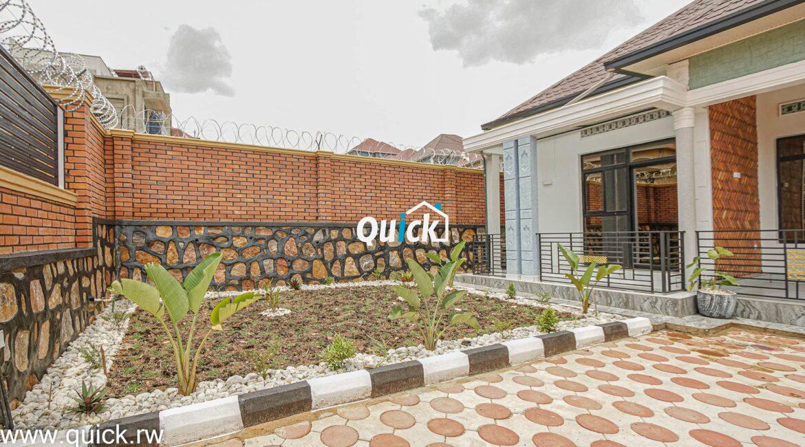 A-BIG-PLOT-FOR-SALE-IN-KIGAli-kicukiro-00657