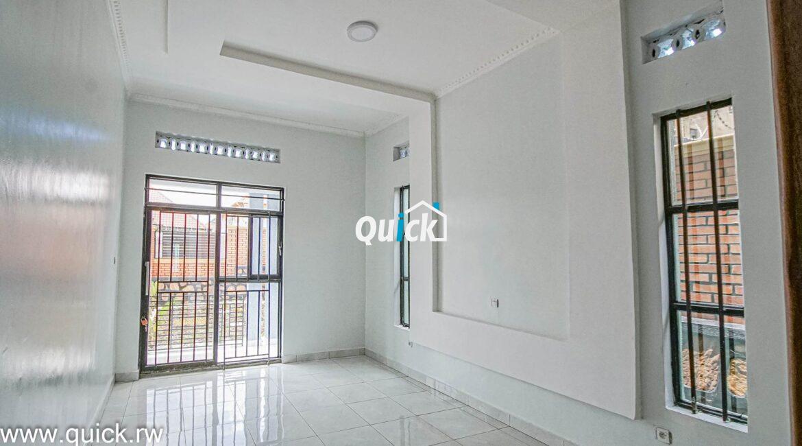 A-BIG-PLOT-FOR-SALE-IN-KIGAli-kicukiro-00670