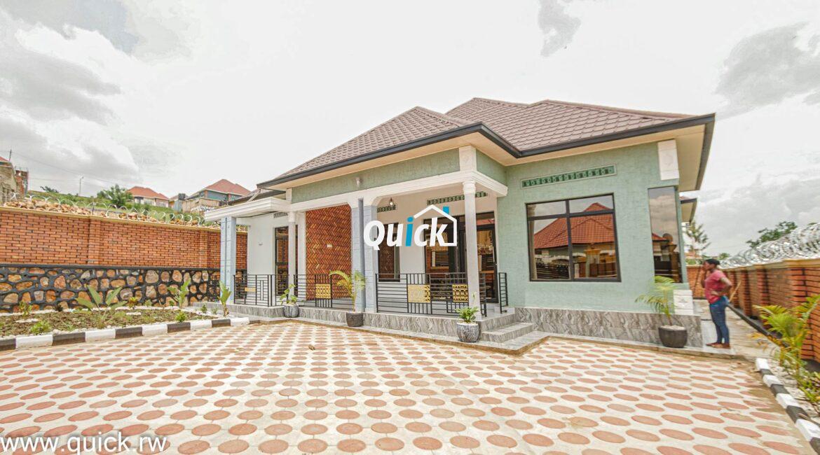 A-BIG-PLOT-FOR-SALE-IN-KIGAli-kicukiro-00694