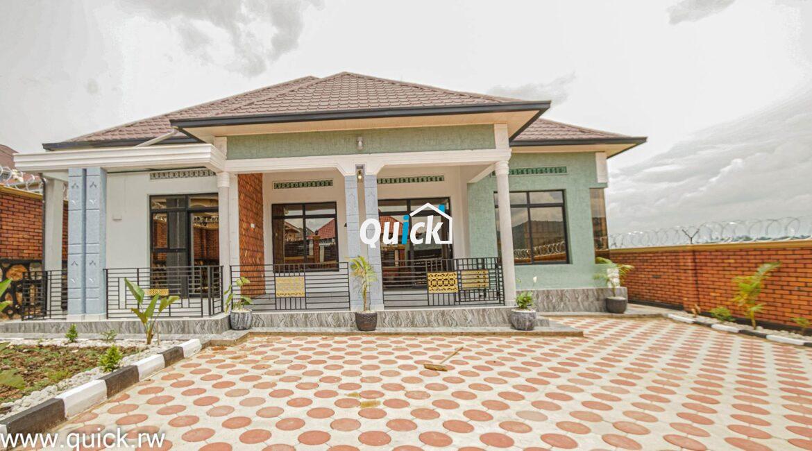 A-BIG-PLOT-FOR-SALE-IN-KIGAli-kicukiro-00697