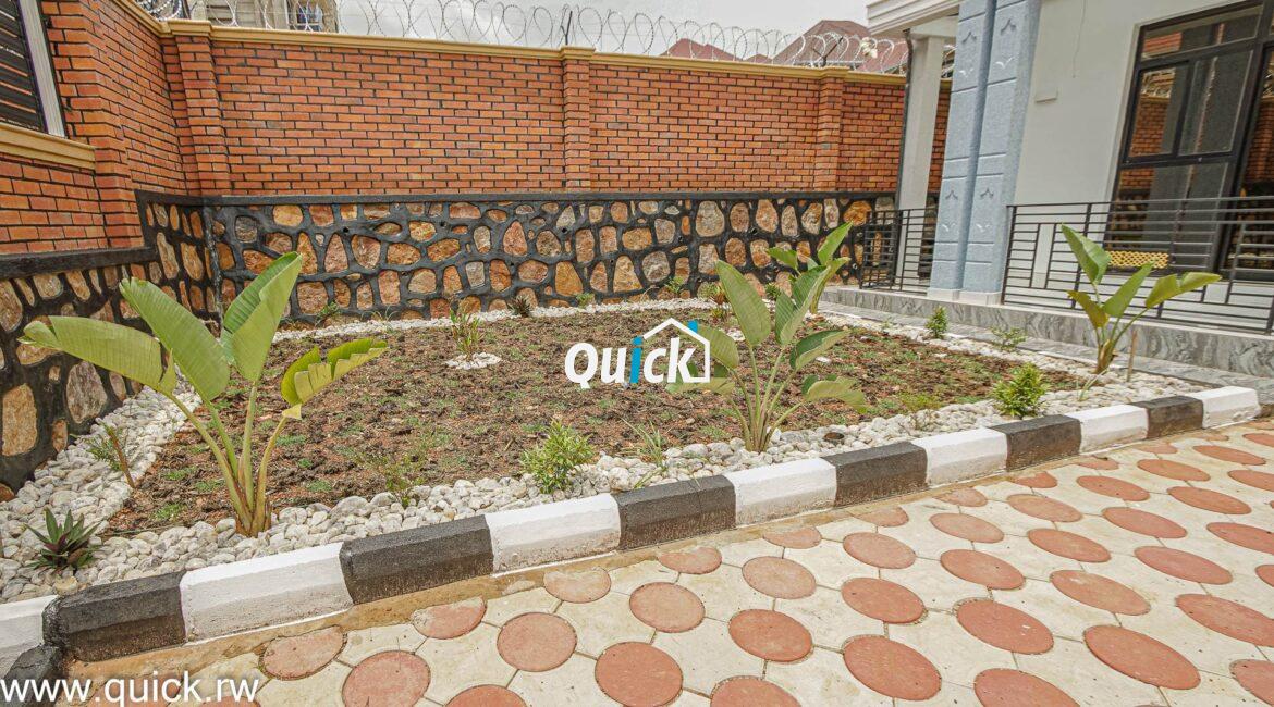 A-BIG-PLOT-FOR-SALE-IN-KIGAli-kicukiro-00698