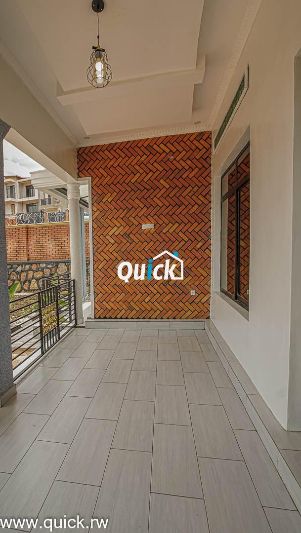 A-BIG-PLOT-FOR-SALE-IN-KIGAli-kicukiro-00703
