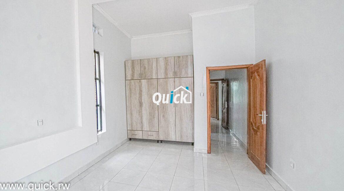 A-BIG-PLOT-FOR-SALE-IN-KIGAli-kicukiro-00717