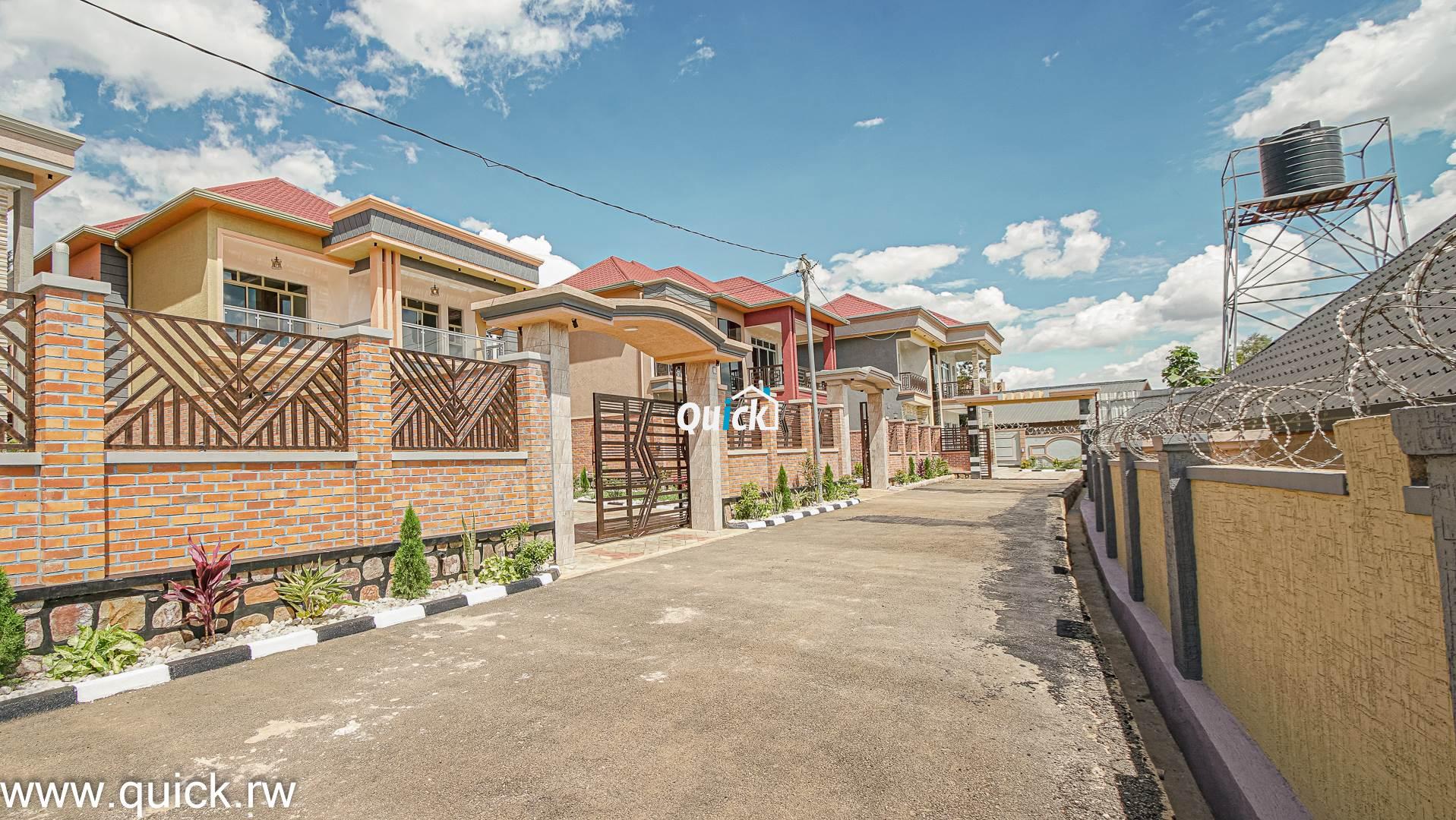 lovely-family-house-for-sale-in-Kagugu-01193