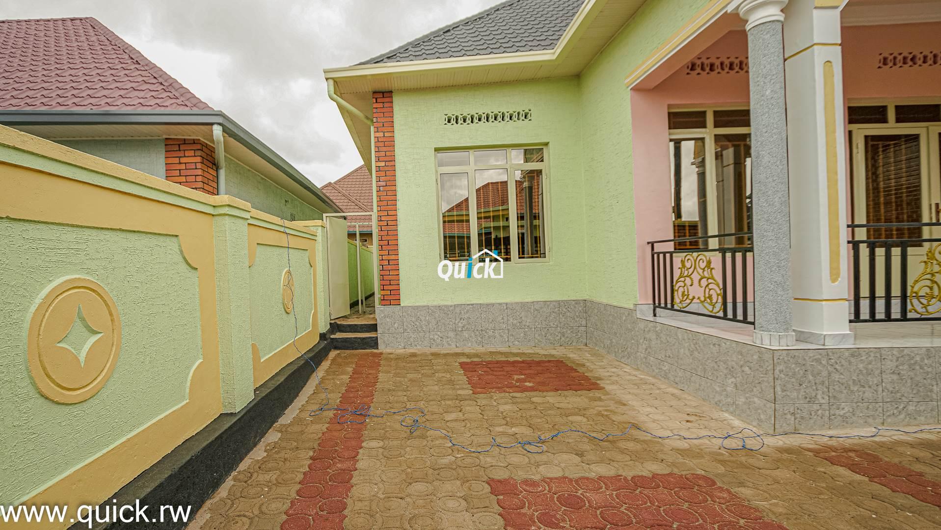lovely-family-house-for-sale-in-kanombe-01196