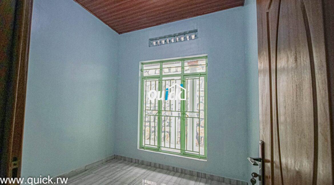 lovely-family-house-for-sale-in-kanombe-01250