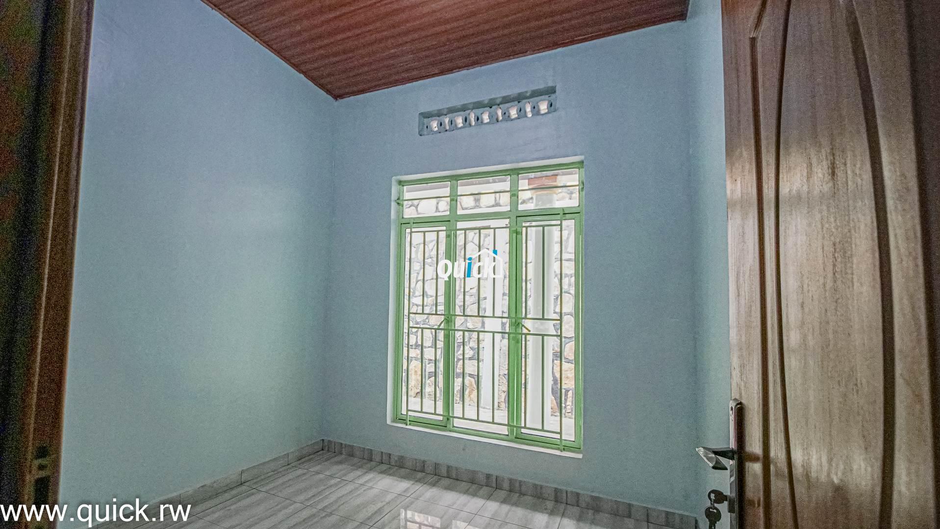 lovely-family-house-for-sale-in-kanombe-01250